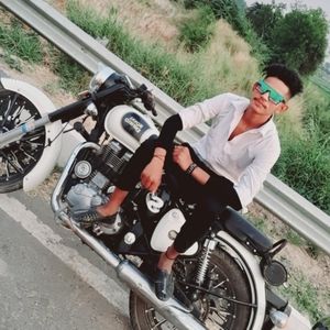 Meet your Posher, Anshul